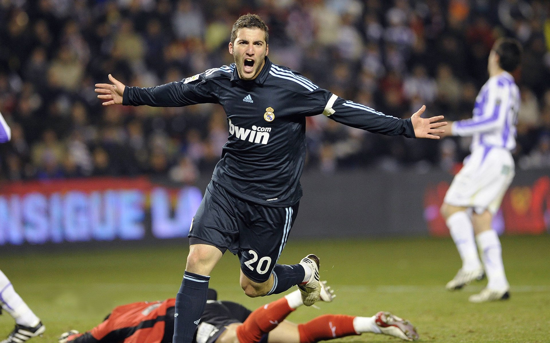 中国足球外援战术融合度评分模型